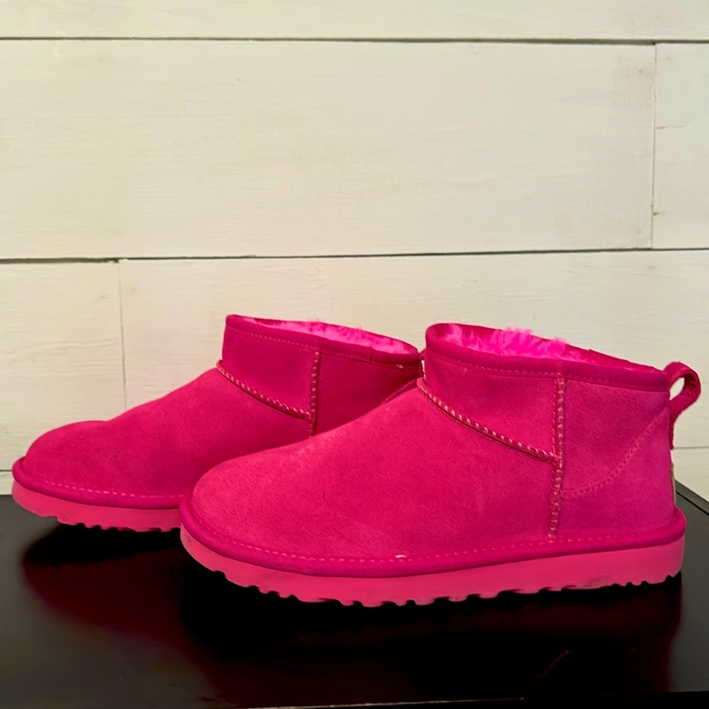 Ultra mini Uggs